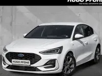 Gebraucht Ford Focus ST-Line X 116 PS (85 kW) 2024 Frozen white uni Limousine