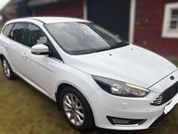 Gebraucht Ford Focus 101 PS (74 kW) 2015 Weiß Kombi