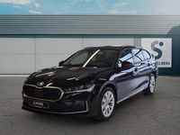 Neu Skoda Superb Selection 193 PS (141 kW) 2025 Ebony schwarz metallic Kombi