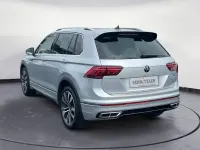 Gebraucht VW Tiguan R-line 200 PS (147 kW) 2024 Reflexsilber metallic SUV