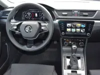 Gebraucht Skoda Superb Style 200 PS (147 kW) 2021 Brillantsilber metallic Kombi
