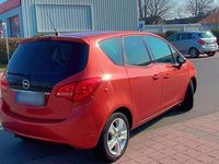 Gebraucht Opel Meriva 101 PS (74 kW) 2011 Rot Van / Kleinbus