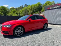 Gebraucht Audi A3 Sportback e-tron Ambiente 150 PS (110 kW) 2016 Rot Kleinwagen