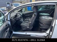 Gebraucht Ford B-MAX Colourline 101 PS (74 kW) 2016 Weiß Van / Kleinbus