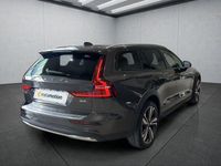 Gebraucht Volvo V60 CC 197 PS (144 kW) 2023 Grau Kombi