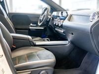 Gebraucht Mercedes GLA200 163 PS (119 kW) 2024 Weiß SUV