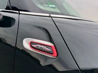 Gebraucht Mini John Cooper Works 231 PS (169 kW) 2020 Grün Kleinwagen