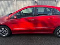 Gebraucht Mercedes B170 116 PS (85 kW) 2005 Rot Van / Kleinbus