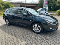 Gebraucht Opel Astra Dynamic 125 PS (91 kW) 2017 Grün Kombi
