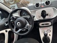 Gebraucht Smart ForFour 71 PS (52 kW) 2014 Schwarz Kleinwagen