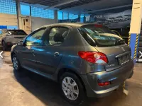 Gebraucht Peugeot 206 Style 73 PS (53 kW) 2011 Grau Limousine