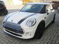 Second-hand Mini Cooper 136 CP (100 kW) 2016 Alb Hatchback