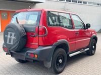 Gebraucht Nissan Terrano 115 PS (84 kW) 2000 Rot SUV