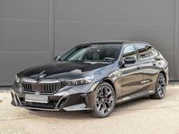 Neu BMW 520 Performance 197 PS (144 kW) 2025 Saphirschwarz Kombi