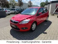 Gebraucht Ford Focus Titanium 116 PS (85 kW) 2011 Rot Limousine