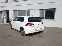 Gebraucht VW e-Golf 100 kW (136 PS) 2021 Weiß Kleinwagen