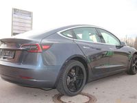 gebraucht Tesla Model 3 SR Plus 8 fach bereift RWD HU/AU 10.2024