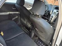 Gebraucht Toyota Yaris 82 PS (60 kW) 2009 Weiß Kleinwagen