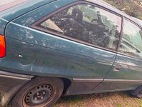 Second-hand Opel Astra 71 CP (52 kW) 1995 Verde Berlinǎ