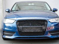 Gebraucht Audi A3 Attraction 150 PS (110 kW) 2013 Blau Limousine