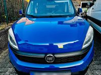 Gebraucht Fiat Doblò 95 PS (69 kW) 2016 Blau Van / Kleinbus
