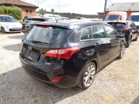 Gebraucht Hyundai i30 Premium 110 PS (80 kW) 2015 Schwarz Kombi