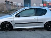 Gebraucht Peugeot 206 109 PS (80 kW) 2003 Silber Coupé