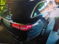 Gebraucht Mercedes E300 306 PS (225 kW) 2019 Blau Limousine