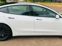 Gebraucht Tesla Model 3 341 kW (464 PS) 2024 Weiß Limousine
