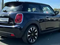 Gebraucht Mini Cooper SE 135 kW (184 PS) 2022 Enigmatic black metallic Kleinwagen