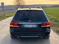 Gebraucht Mercedes E350 252 PS (185 kW) 2015 Schwarz Kombi