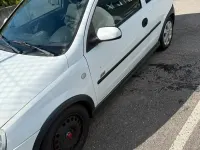 Gebraucht Opel Corsa 75 PS (55 kW) 2001 Weiß Kleinwagen