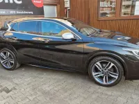 Gebraucht Infiniti Q30 Sport Tech 156 PS (114 kW) 2017 Schwarz Limousine
