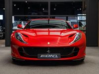 Gebraucht Ferrari 812 795 PS (584 kW) 2020 Rot