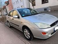 Gebraucht Ford Focus 100 PS (73 kW) 1999 Grau Limousine