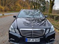Second-hand Mercedes E300 Avantgarde 231 CP (169 kW) 2011 Negru Berlinǎ