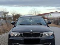 Gebraucht BMW 116 122 PS (89 kW) 2011 Schwarz Kleinwagen