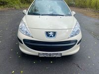 gebraucht Peugeot 207 1.4 Benzin