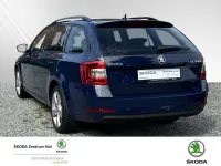 Gebraucht Skoda Octavia Clever 116 PS (85 kW) 2018 Blau Kombi