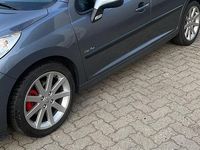 Gebraucht Peugeot 207 95 PS (69 kW) 2009 Grün Limousine