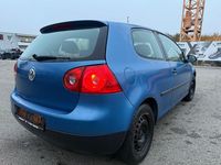 Gebraucht VW Golf IV 75 PS (55 kW) 2004 Blau Kleinwagen