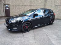 Gebraucht Ford Focus Sport 250 PS (183 kW) 2018 Schwarz Kombi