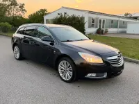 Gebraucht Opel Insignia 160 PS (117 kW) 2013 Schwarz Kombi