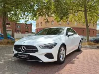 Gebraucht Mercedes CLA200 177 PS (130 kW) 2025 Weiß Limousine