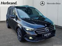Gebraucht Mercedes T180 Progressive 116 PS (85 kW) 2023 Schwarz Van / Kleinbus