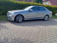Second-hand Mercedes E300 Elegance 231 CP (169 kW) 2012 Argintiu Berlinǎ