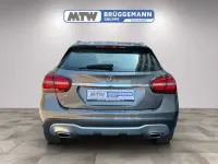 Gebraucht Mercedes GLA180 Business 122 PS (89 kW) 2020 Met. (grau SUV
