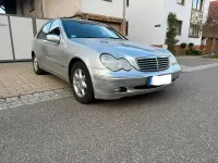 Gebraucht Mercedes C220 150 PS (110 kW) 2004 Silber Limousine