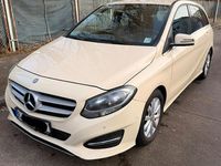 Gebraucht Mercedes B180 109 PS (80 kW) 2016 Beige Van / Kleinbus