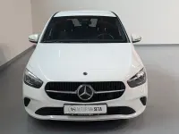 Gebraucht Mercedes B220 190 PS (139 kW) 2023 Weiß Kleinwagen